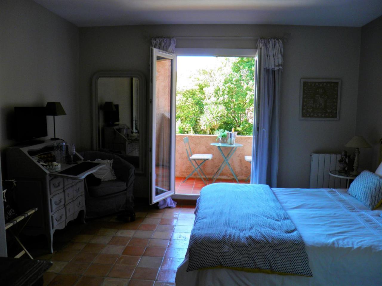 La Bastide Du Bouchou Bed & Breakfast Six-Fours-les-Plages Exterior photo